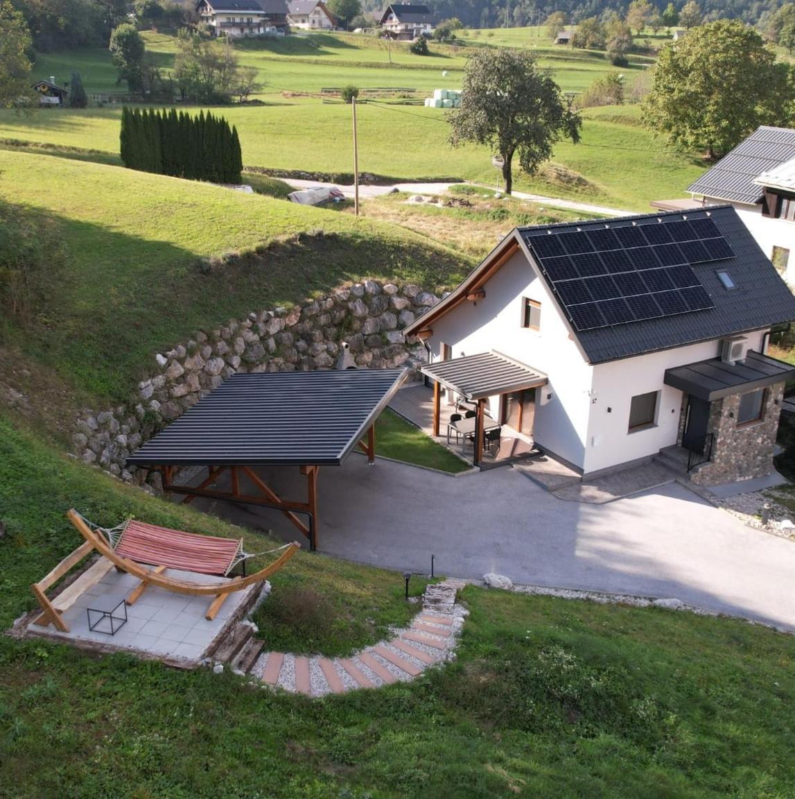 My Time Holiday House With Sauna Zgornje Gorje Bagian luar foto